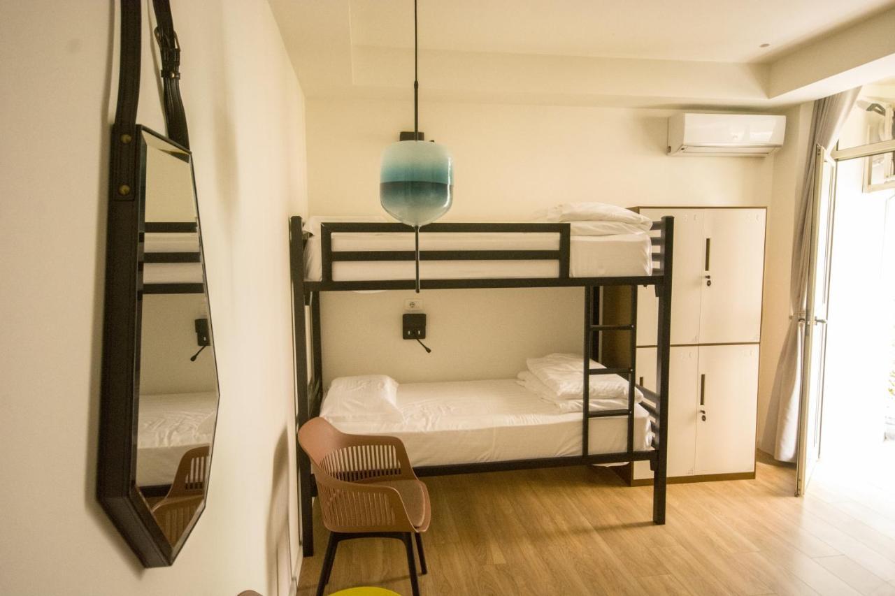 Vanilla Sky Boutique Hostel Тирана Экстерьер фото